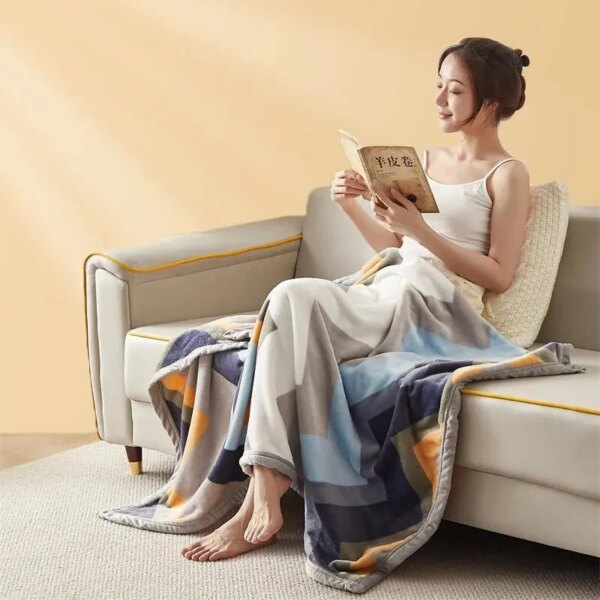 64159-zkjliw.jpg Thickened Extra Soft Flannel Blanket: Perfect for Nap Time and Air Conditioning Warmth