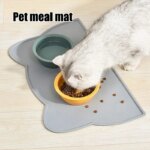 Waterproof and Non-Slip Pet Placemat: Prevents Food and Water Spills, Easy to Clean