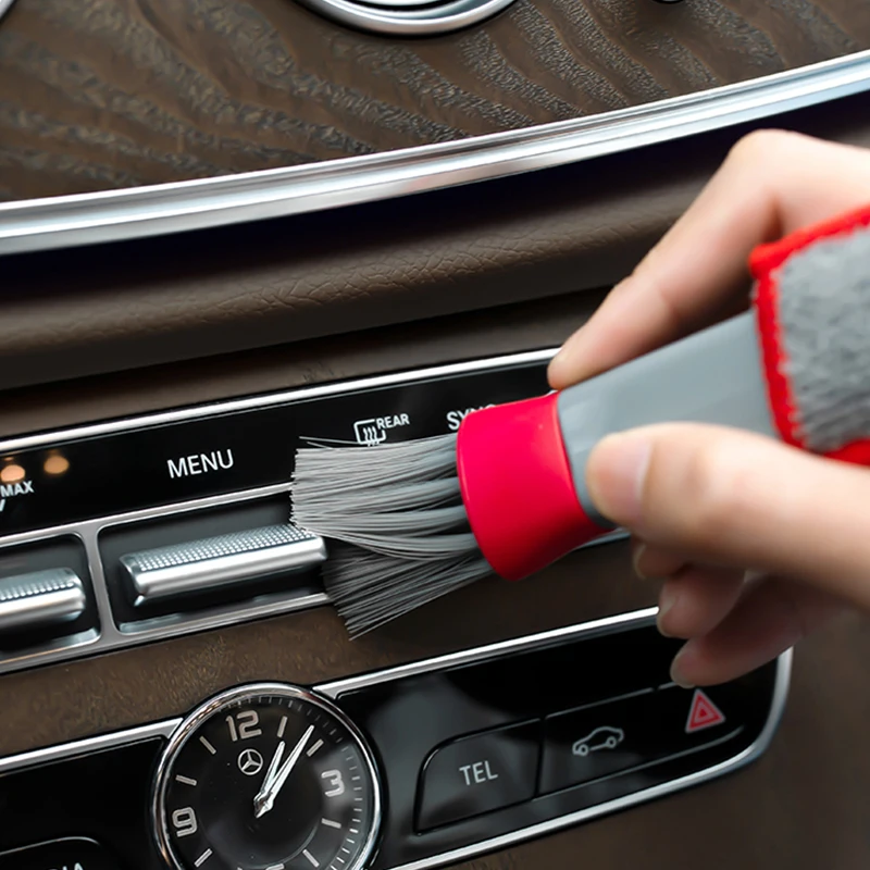 Multi-Purpose Car Air-Conditioner Outlet Cleaning Tool: Dust Brush for Interior Car Accessories