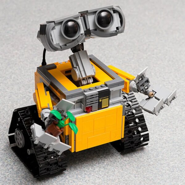 687PCS Technical RC Block Space Robot Remote Control Model Building Blocks: Ideal Brick Toy for Kid's Birthday or Christmas Gift